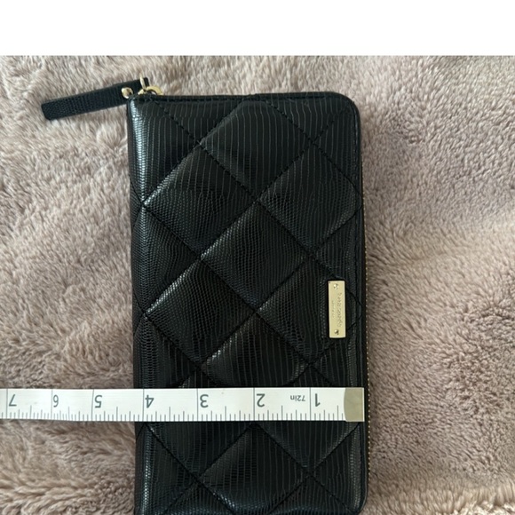 Kate Spade continental wallet -full zip - Picture 3 of 8